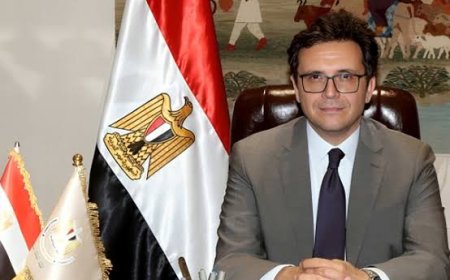 عام أم كلثوم: كيف يحتفل مسرح البالون بذكرى أيقونة الغناء؟