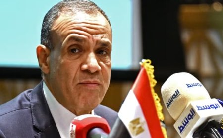 وزير الخارجية يؤكد ضرورة بقاء الفلسطينيين في غزة أثناء إعادة الإعمار