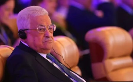 محمود عباس يؤكد رفض تهجير الفلسطينيين والاستيلاء على غزة