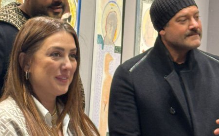 كندا علوش وعمرو يوسف في جولة بمهرجان فن القاهرة وسط أعمال فنية مميزة