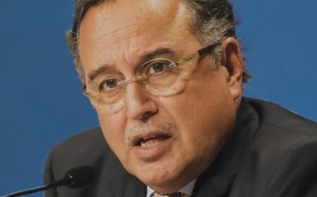 نبيل فهمي يكشف المستور: الملك عبدالله يُفشل مخطط ترامب بذكاء دبلوماسي