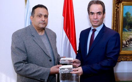 أسرة الشيخ مصطفى إسماعيل تقدم 18 تلاوة نادرة لإذاعة القرآن الكريم في رمضان