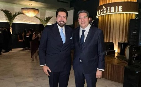 هاني رمزي يحتفل بخطوبة نجله شادي في حفل عائلي بسيط