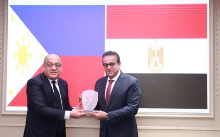 وزير الصحة يبحث مع سفير الفلبين بمصر سبل تعزيز التعاون في القطاع الصحي