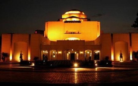 فنانو الموسيقى العربية يستغيثون: مطالب عاجلة لإنقاذ دار الأوبرا المصرية