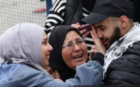 حماس تفرج عن 6 أسرى اسرائيليين و إسرائيل تأجل الإفراج تحت دعم أمريكي