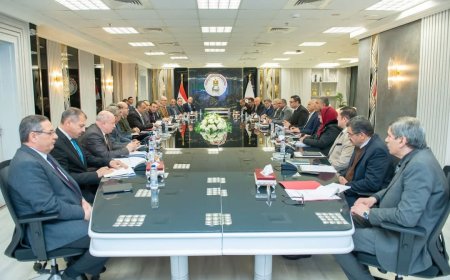 وزيرا «الإنتاج الحربي» و«الإسكان» يتابعان الموقف التنفيذي للمشروعات الخاصة بالمبادرة الرئاسية «حياة كريمة»