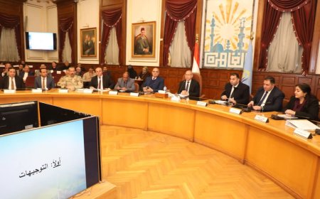 محافظ القاهرة: استعدادات مكثفة لتوفير السلع وضبط الأسواق قبل رمضان