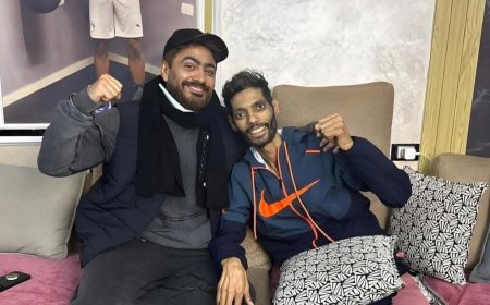 تامر حسني في منزل إبراهيم شيكا بعد وعده بالدعم الكامل والتكفل بعلاجه
