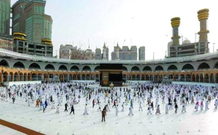 الإمارات : %10 ارتفاعاً في أسعار عمرة رمضان . و 30 ألف درهم لـ «العشر الأواخر»