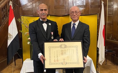 سفارة اليابان تكرم الشيهان محمد السيد بوسام إمبراطوري رفيع