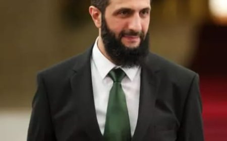 سوريا تشكل لجنة من سبعة أعضاء لصياغة مسودة إعلان دستوري جديد