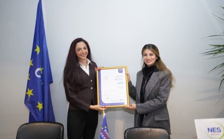 الكاتبة الصحفية رشا مجدي تهنئ «سويفيش» للتجارة وإدارة المطاعم على شهادة الـ ISO 22000