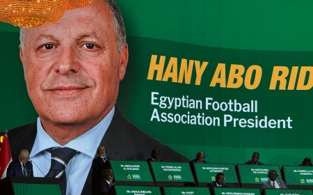 أبو ريدة يطلب من إنفانتينو استضافة مصر لمجموعة في مونديال 2034