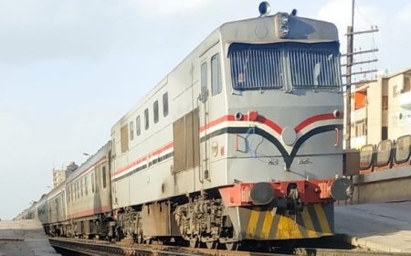 مصرع 8 أطفال وإصابة 12 آخرين في حادث تصادم قطار وميني باص بالإسماعيلية