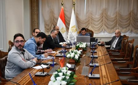 وزارة الرياضة تبحث خطط النهوض بالإسكواش المصري وتعزيز الصدارة العالمية