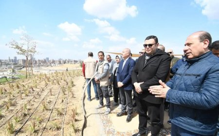 وزير الإسكان ومحافظ القاهرة يتفقدان مشروع «حدائق تلال الفسطاط» لدعم التنمية السياحية والحضرية