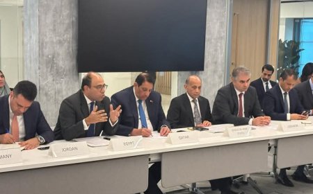 السفير المصري في بروكسل يبحث مع مسؤولين أوروبيين تطورات القضية الفلسطينية وإعمار غزة