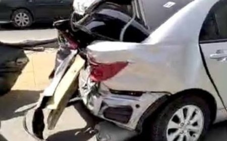 السيطرة على حادث اصطدام سيارة نقل بمنزل في كفر شكر دون إصابات