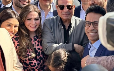 الرئيس السيسي يكرم أسر الشهداء في احتفالية عيد الفطر بحضور نجوم الفن والإعلام