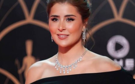 عائشة بن أحمد تطلق مبادرة لتعقيم وتطعيم كلاب نيو جيزة وتحذر من التسميم