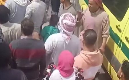 عاجل| أم تلقي بطفليها من أعلى كوبري مشاة بعد كوبري العامرية بالإسكندرية