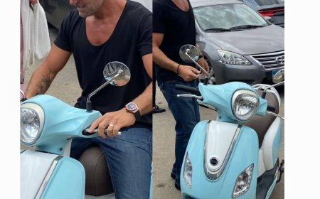 تامر هجرس يحضر جنازة والدة شيرين على«اسكوتر» ويدعم رامي صبري في محنته