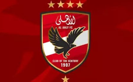 الأهلي يحل أزمة سفر رباعي الفريق لجنوب أفريقيا لمواجهة صن داونز