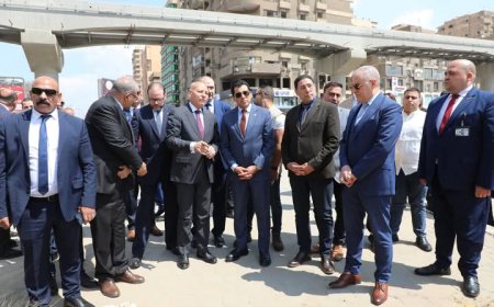 وزير الشباب ومحافظ القاهرة يتفقدان بدء تنفيذ ممشى رياضي بمدينة نصر ضمن مبادرة "تراك في الشارع» لتحسين جودة الحياة