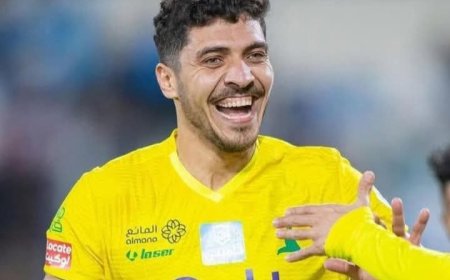 الزمالك يقترب من حسم صفقة محمد شريف نجم الأهلي السابق استعدادًا للموسم الجديد