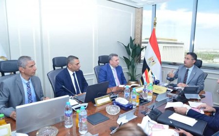 وزير التموين يجتمع مع رئيس شركة مصر للزيوت والصابون لمتابعة دعم السوق وتوافر المنتجات