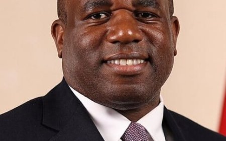 بريطانيا تؤكد دعمها لحل الدولتين بتوقيع مذكرة تفاهم مع السلطة الفلسطينية