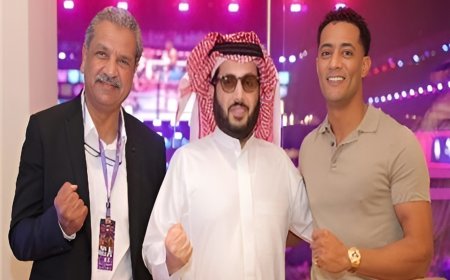 لقاء غامض بين محمد رمضان وتركي آل الشيخ في الرياض يشعل التكهنات حول تعاون فني محتمل