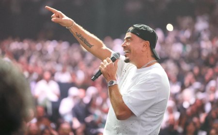 عمرو دياب يُشعل «الأرينا» في الكويت بأعلى حضور جماهيري.. وحفل مرتقب بالقاهرة 16 مايو