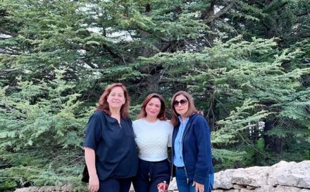 إلهام شاهين: شكرًا لـ كلوديا.. وطن يسكُن بين كلماتك وحنانك.. وشكراً لـ ماجدة.. لحن المحبة على أوتار القلب