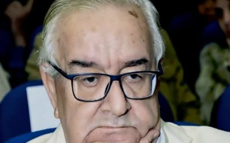 مصطفى صلاح يكتب: حارس الصدق وجراح الأحاسيس.. محمد عبد العزيز وصناعة اللحظات الخالدة