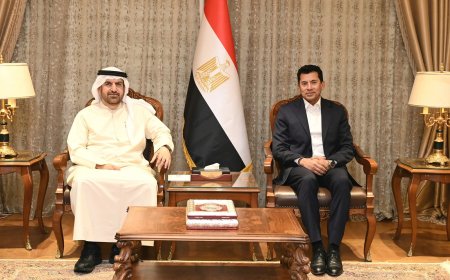 وزير الرياضة يبحث تمكين الشباب مع مؤسسة محمد بن راشد للمعرفة