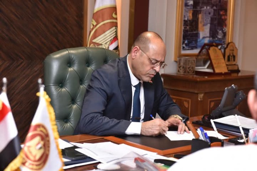 وزير العمل يقرر صرف تعويضات عاجلة لأسر ضحايا حادث مصنع المنوفية من العمالة غير المنتظمة