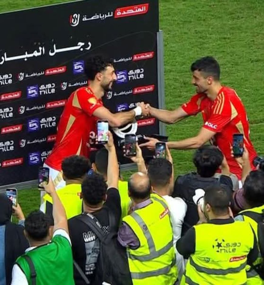 الأهلي يفوز على المصري البورسعيدي ويتصدر جدول الدوري مؤقتًا