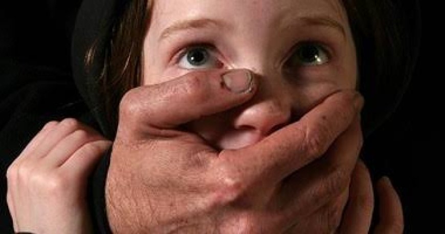 سائق توك توك يخطف طفلة في المرج لسرقة حلقها الذهبي