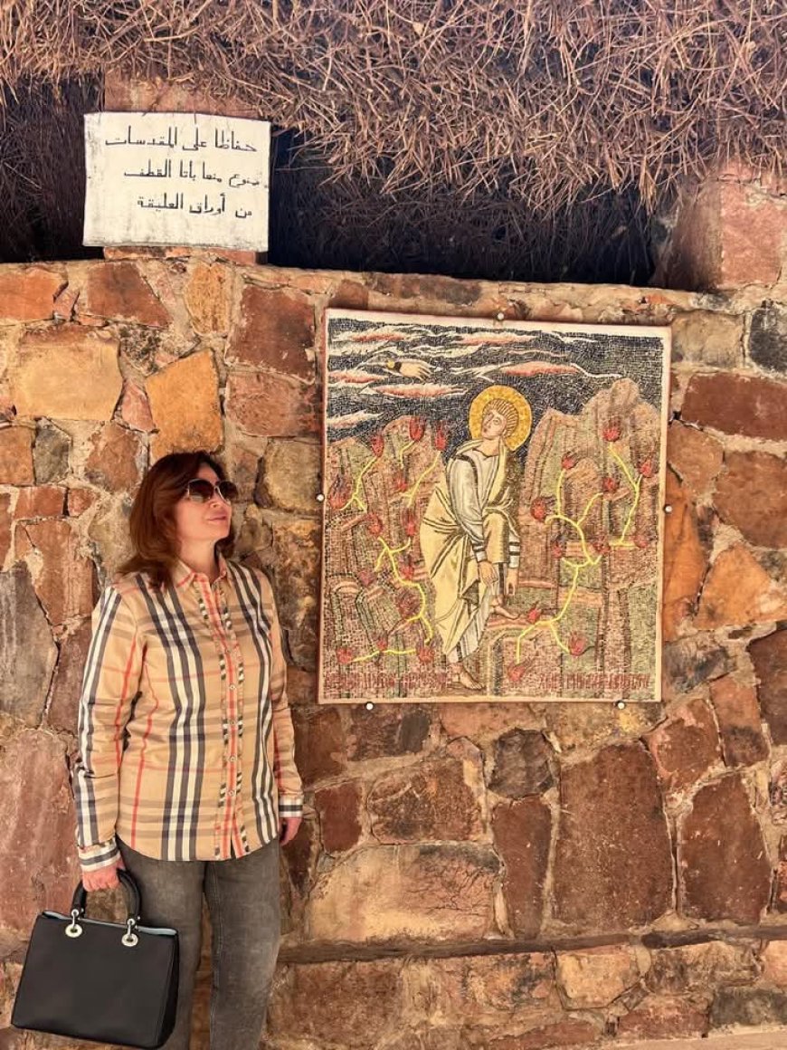 إلهام شاهين توثق زيارتها لسانت كاترين: الوادي المقدس ينتظر زواره من كل أنحاء العالم
