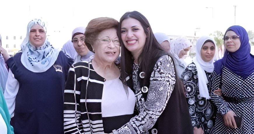 أول تعليق من حفيدة نوال الدجوي بعد سرقة الفيلا: «رغم الخيانة والابتلاءات.. ما زالت شامخة»