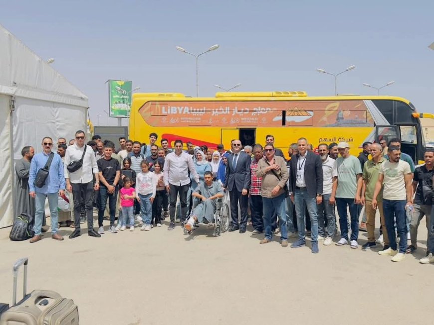 عودة 71 مصريًا من ليبيا على متن طائرة خاصة بتنسيق حكومي كامل
