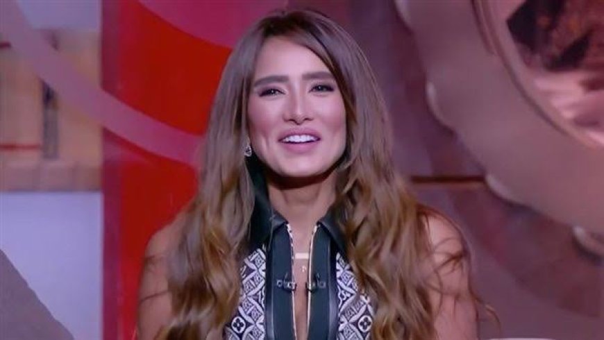 خناقة على حجز ملعب كورة.. زينة تكشف تفاصيل هجوم كلب على نجليها