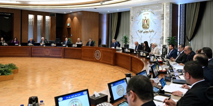 مجلس الوزراء يناقش إعداد خريطة استثمار شاملة بالتنسيق مع الوزارات