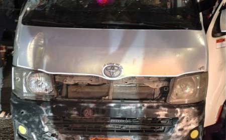 شهامة المصريين تنقذ الموقف.. إنقاذ ركاب ميكروباص انقلب على الطريق الدائري دون إصابات