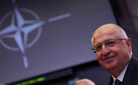 تركيا تدعم الجيش السوري وليس لديها خطط للانسحاب