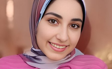 إيمان محسن: صحفية وكاتبة شابة ترسم عوالمها بالكلمات