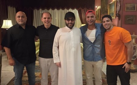 تركي آل الشيخ بعد زيارته لـ عادل إمام: «قالّي ربنا يسعد بيك مصر.. ومازال عاشقًا للمسرح وبيتنفسه»