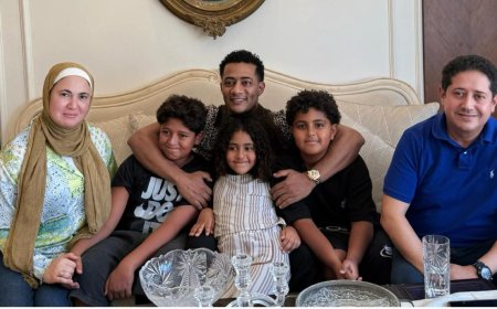 محمد رمضان يعلن الصلح مع طفل واقعة نيو جيزة: كل اللي فات إشاعات علي و عمر إخوات